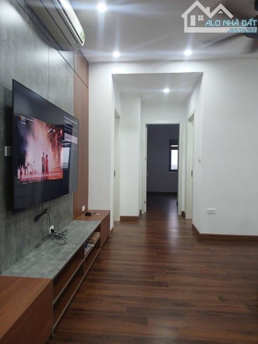 Bán nhà Thịnh Hào – 43m x 5T-7tỷ600 – Chủ nhà chuyển trường cho con