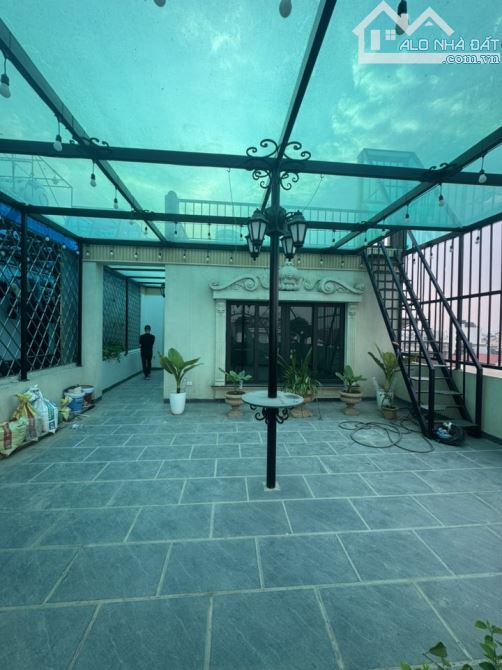 Bán nhà Ngọc Thụy - Long Biện - 115m2 x 6 tầng - Mặt tiền 7m - Container đỗ cửa - KD /VP