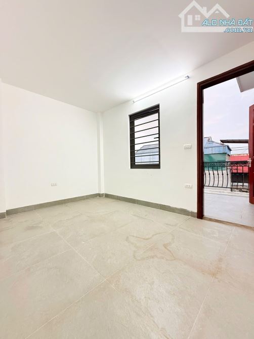 BÁN SIÊU PHẨM PHỐ KIM NGƯU - SIÊU THOÁNG - 30M RA Ô TÔ - 36M2 5 TẦNG - NHỈNH 8 TỶ - HIẾM