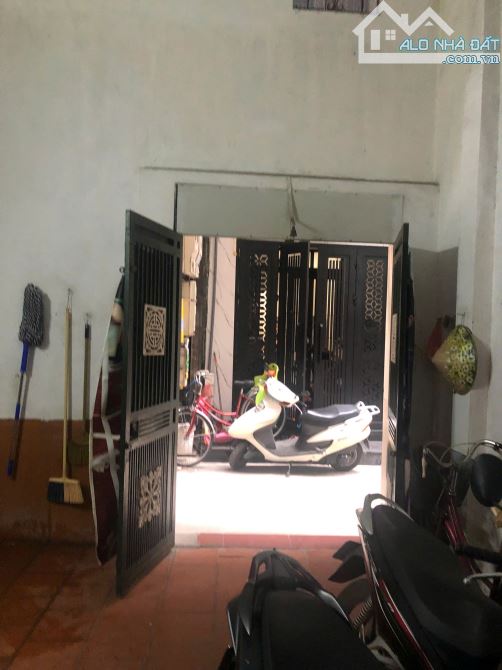 VẠN KIẾP 73.5M2, 3 TẦNG KIÊN CỐ, LÔ GÓC MẶT TIỀN 4.5M NGÕ ĐẸP CÁCH PHỐ30M PHÙ HỢP XÂY CCMN