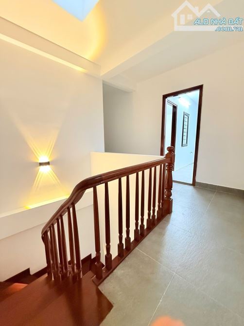 BÁN SIÊU PHẨM PHỐ KIM NGƯU - SIÊU THOÁNG - 30M RA Ô TÔ - 36M2 5 TẦNG - NHỈNH 8 TỶ - HIẾM