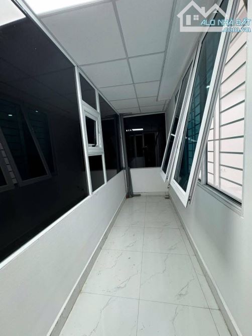 Bán gấp nhà KĐT Văn Khê Hà Đông, 85m2, 6 tầng, thang máy chủ cần bán gấp, ô tô, kinh doanh