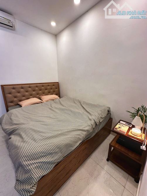 Cho thuê căn hộ 2PN,dt 60m2,rộng thoáng – sát Q1, hỗ trợ 1tr tháng đầu, vào ở ngay