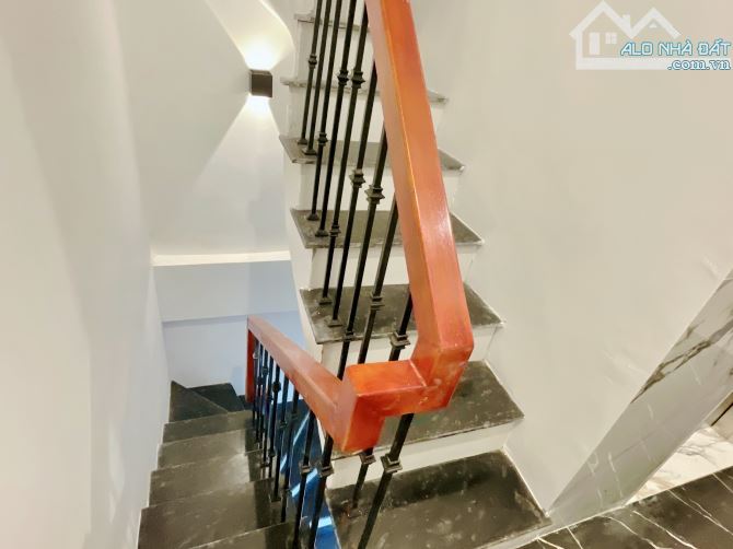 Bán 1Nhà Tặng 1Nhà 75m Nở Hậu x10Ngủ 2Thang Máy 2ÔTô Tải Tránh KD Dòng Tiền GT Thuận Tiện