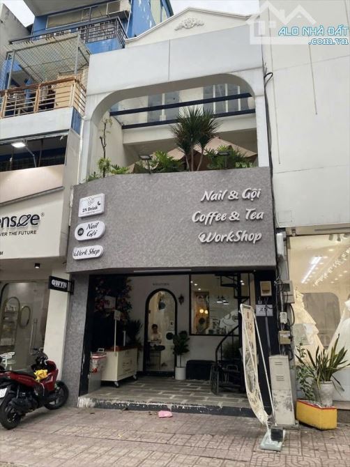 CĂN HIẾM! MẶT TIỀN TRẦN QUANG KHẢI, QUẬN 1. GIÁ 9.36 Tỷ/ 4mx18m ĐANG CHO THUÊ 75 TR/THÁNG