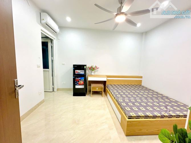 Cho Thuê CCMN Ngõ 43 Trung Kính Cầu Giấy 30m2 Studio Cửa Sổ Giặt Riêng Thang Máy Full Đồ - 10