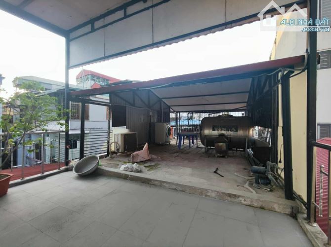 Nhà dân xây ngõ 290 Kim Mã, xây dựng 56m2 x 4 ngủ, gần mặt ngõ, thuê 11 tr/th. Giá 9.95 tỷ