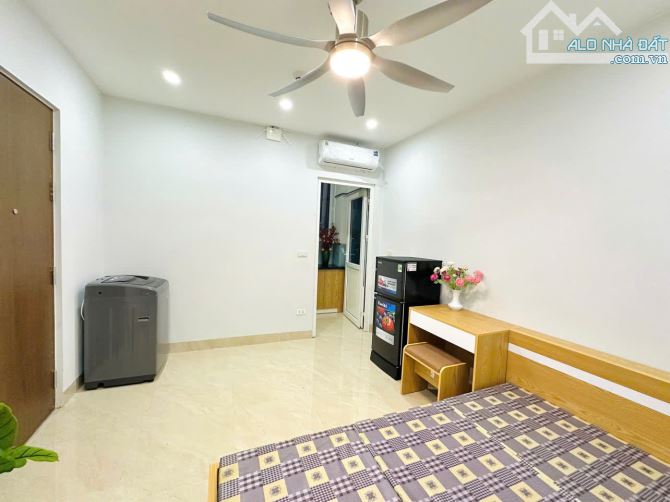 Cho Thuê CCMN Ngõ 43 Trung Kính Cầu Giấy 30m2 Studio Cửa Sổ Giặt Riêng Thang Máy Full Đồ - 11