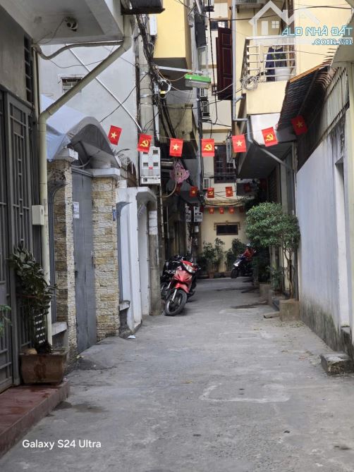 + Bán Gấp mảnh Đất duy nhất Tại Tây Hồ 100m2 MT 6,6m - 20m ra ô tô và phố - Giá 26,6 tỷ