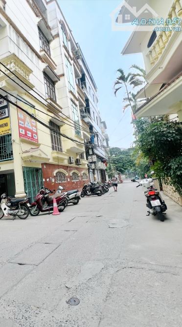 BÁN NHÀ LÔ GÓC- PHỐ VỌNG – PHÂN LÔ THANG MÁY – Ô TÔ TRÁNH Hai Bà Trưng – gần BK – KT