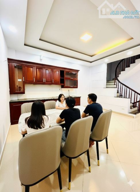MẶT NGÕ 62 Ngọc Hà, Ô TÔ ĐỖ CỬA – Nhà 4 tầng 57m MT4m chỉ 16.4 tỷ - SÁNG THOÁNG, MỚI ĐẸP Ở
