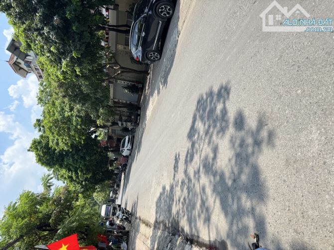 Nhỉnh 8 tỷ 6 tầng thang máy ô tô đỗ gần