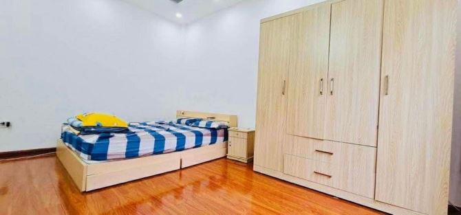 LÕI BA ĐÌNH - ĐÀO TẤN -35M- NHÀ 5 TẦNG -MẶT TIỀN RỘNG- MỚI ĐẸP Ở NGAY - GIÁ HỢP LÝ NHẤT