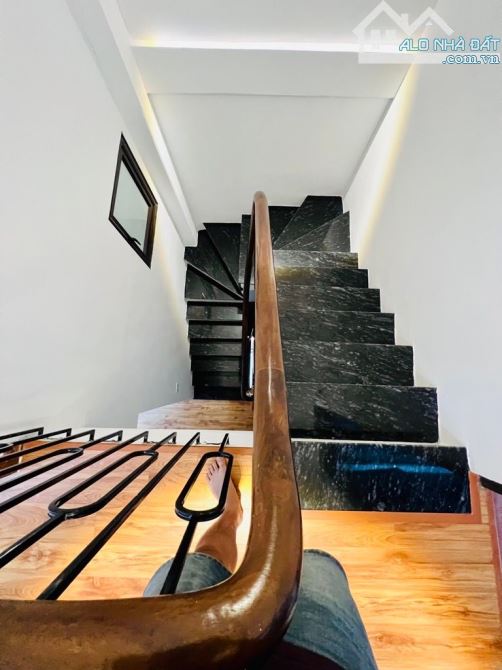 BÁN NHÀ HOÀNG LIỆT PHÂN LÔ VỈA HÈ Ô TÔ ĐỖ CỬA 45M 4TẦNG Ở NGAY