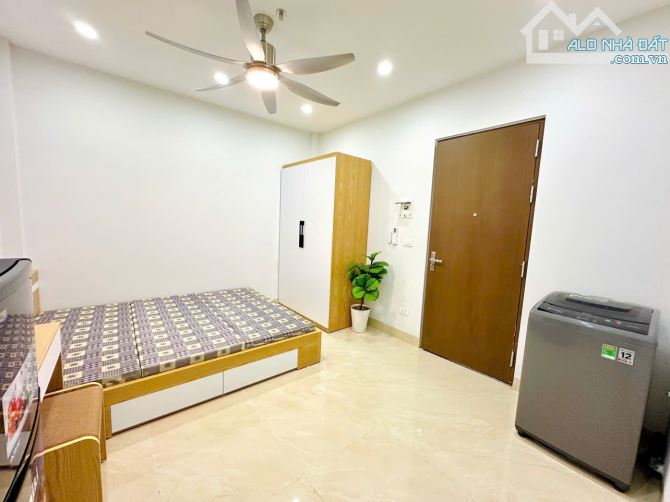 Cho Thuê CCMN Ngõ 43 Trung Kính Cầu Giấy 30m2 Studio Cửa Sổ Giặt Riêng Thang Máy Full Đồ - 12