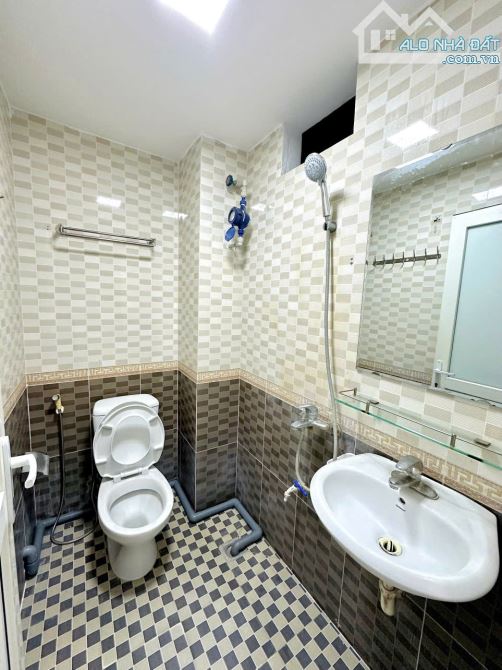Cho Thuê CCMN Ngõ 43 Trung Kính Cầu Giấy 30m2 Studio Cửa Sổ Giặt Riêng Thang Máy Full Đồ - 15