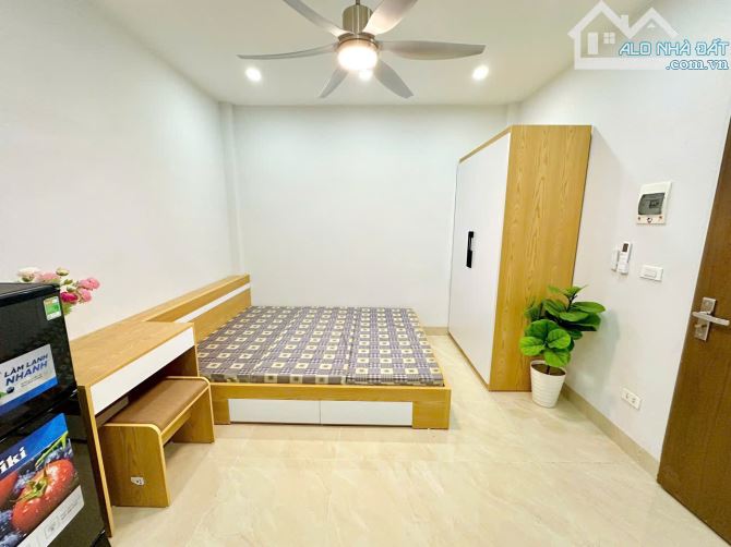 Cho Thuê CCMN Ngõ 43 Trung Kính Cầu Giấy 30m2 Studio Cửa Sổ Giặt Riêng Thang Máy Full Đồ - 16