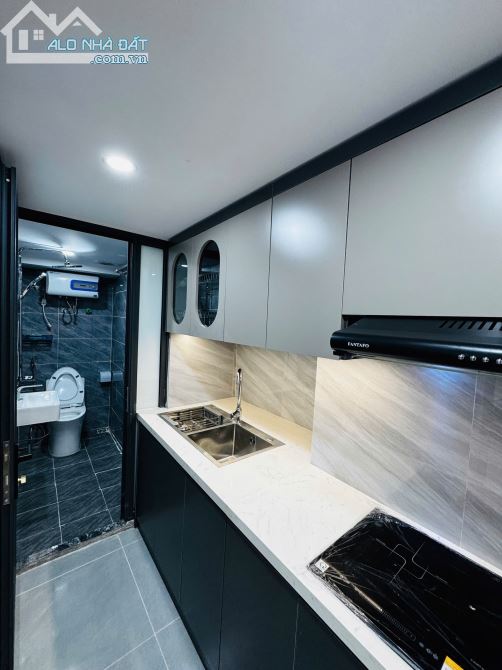 Chính chủ bán căn hộ tập thể tầng 1,Quỳnh Mai, Hai Ba Trưng