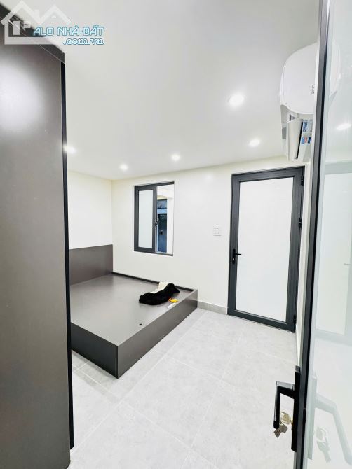 Chính chủ bán căn hộ tập thể tầng 1,Quỳnh Mai, Hai Ba Trưng