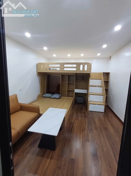 Chính chủ bán căn hô tập the tầng 3 khu c6 Quỳnh Mai, Hai Bà Trưng