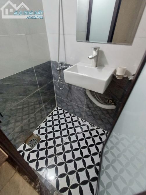 Chính chủ bán căn hô tập the tầng 3 khu c6 Quỳnh Mai, Hai Bà Trưng