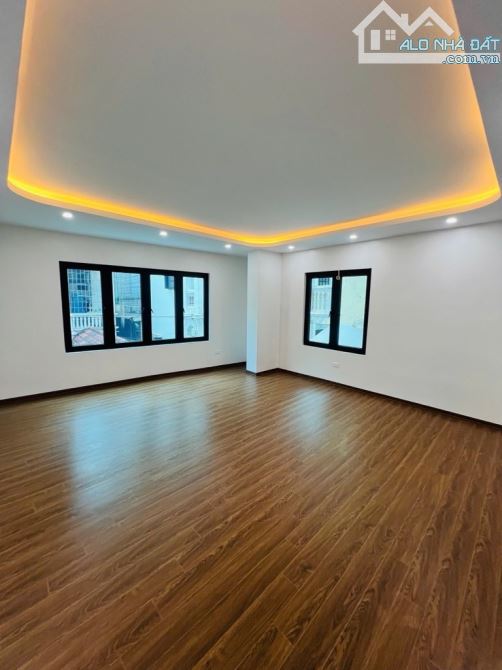 MẶT TIỀN VỈA HÈ – Ô TÔ TRÁNH – 7 TẦNG THANG MÁY – CĂN KIẾM TIỀN CẢ ĐỜI ở LIỄU GIAI!