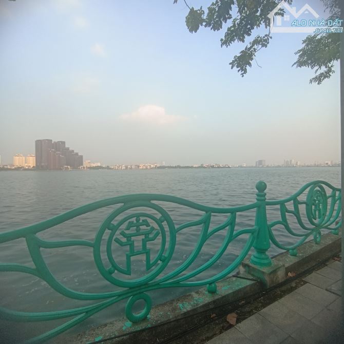 Cần bán mảnh đất đẹp để xây ccmn ở trịnh công sơn gần Lotte gần công viên nước tây hồ