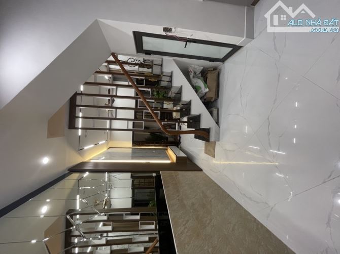 Bán nhà đẹp ở ngay Trần Khát Chân Hai Bà Trưng -40 m2-5 t - 7,9 tỷ