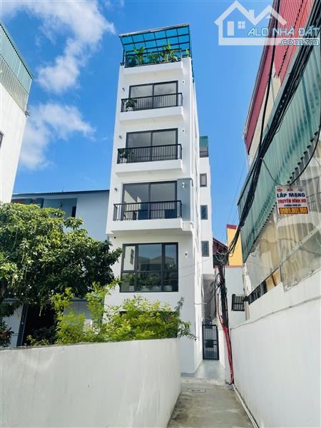 Nhỉnh 8 tỷ 6 tầng thang máy ô tô đỗ gần