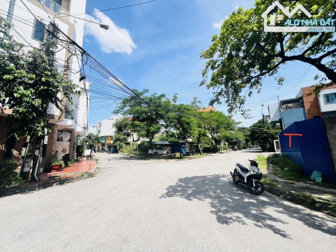 Ms Linh-Bán lô duy nhất tuyến 2 phố đi bộ Thế Lữ, Hạ lý, 40m giá chỉ có 141tr/m - 2