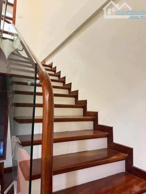 Bán nhà Minh Khai lô góc kinh doanh , ô tô tránh 45m - 6 Tầng - mặt tiền 5 giá 25 tỷ.