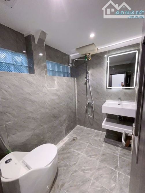 BÁN CĂN HỘ TẬP THỂ K9 BIÊN PHÒNG - FULL NỘI THẤT - GẦN VIỆN 108 - AN SINH TUYỆT VỜI - 4.95