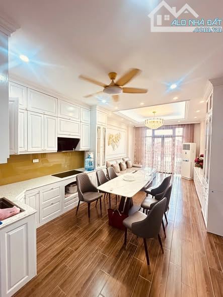 HÀNG XÓM NGOẠI GIAO ĐOÀN 70m 6T THANG MÁY MT 6.2m 22 TỶ HƠN, GARA Ô TÔ NGÕ THÔNG THOÁNG