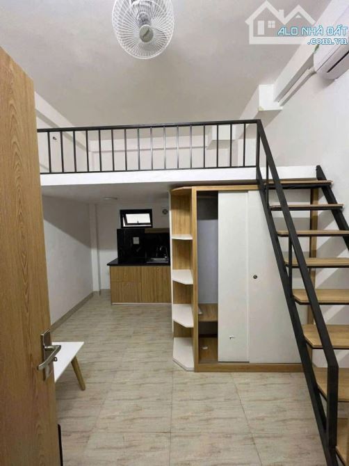 Hàng hiếm dưới 10 tỷ. Toà CCMN phố Kim Giang. Dòng tiền 45triệu/ tháng.