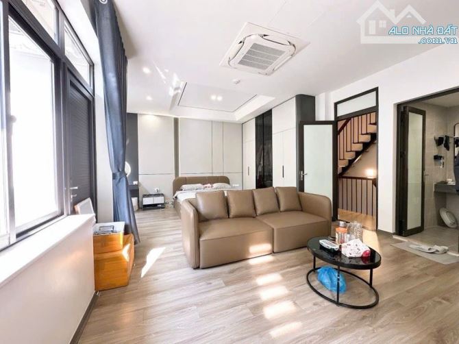 LÔ GÓC PHỐ VỌNG 55M MT 6.2m THANG MÁY OTO TRÁNH VỊ TRÍ ĐẸP CHÍNH CHỦ BÁN