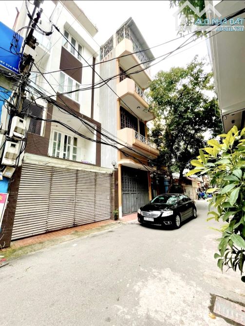 Lô góc Trần Quang Diệu 7T thang máy bề thế, dân xây đẹp, gara, gần phố, sổ đẹp 66m2