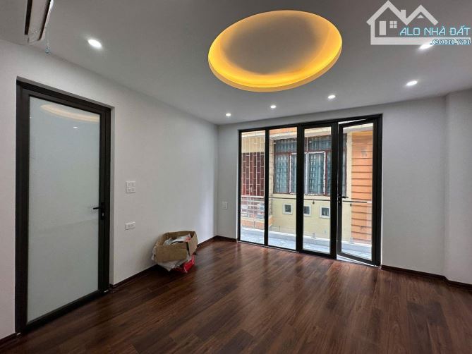 Bán Nhà Minh Khai_Gần TimeCity_Mặt Ngõ Thông_Kinh Doanh_Lô Góc 60m2_6Tầng Thang Máy_16Tỷ5