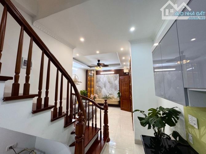 Bán nhà đẹp ở ngay Trần Khát Chân Hai Bà Trưng -40 m2-5 t - 7,9 tỷ