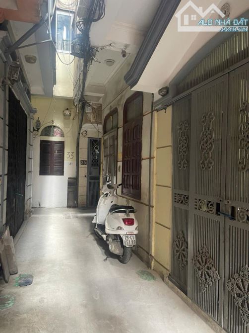 Nhà riêng siêu hót sổ đỏ nét căng Bùi Ngọc Dương 16m 4 tầng chỉ 4 tỷ