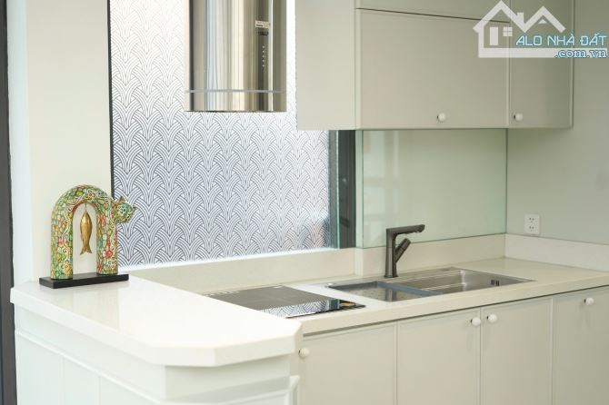 BÁN NHÀ GIẢNG VÕ – SIÊU PHẨM 5 TẦNG THANG MÁY- LÔ GÓC – OTO – CHỈ 15 TỶ