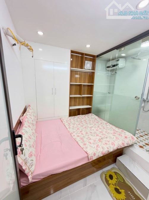 HIẾM! DƯỚI 3 TỶ CÓ NGAY TẬP THỂ TẦNG 1 TÂN MAI - 55M² - 2 NGỦ - SÂN ĐỂ XE RIÊNG - SỔ ĐỎ