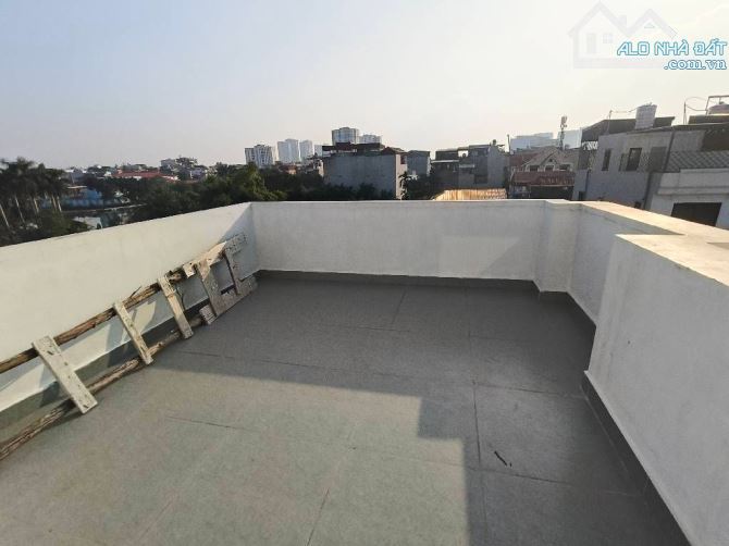 BÁN NHÀ ĐÔNG THIÊN VĨNH HƯNG 38m2 - GẦN PHỐ -NGÕ RỘNG -5 TẦNG -7 PHÒNG NGỦ - NỘI THẤT XỊN