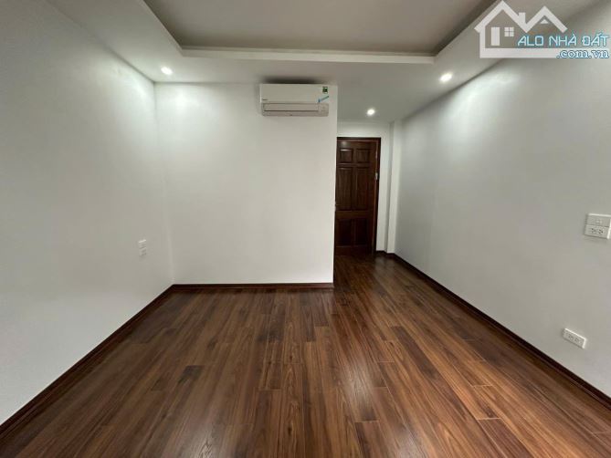 Bán Nhà Minh Khai_Gần TimeCity_Mặt Ngõ Thông_Kinh Doanh_Lô Góc 60m2_6Tầng Thang Máy_16Tỷ5