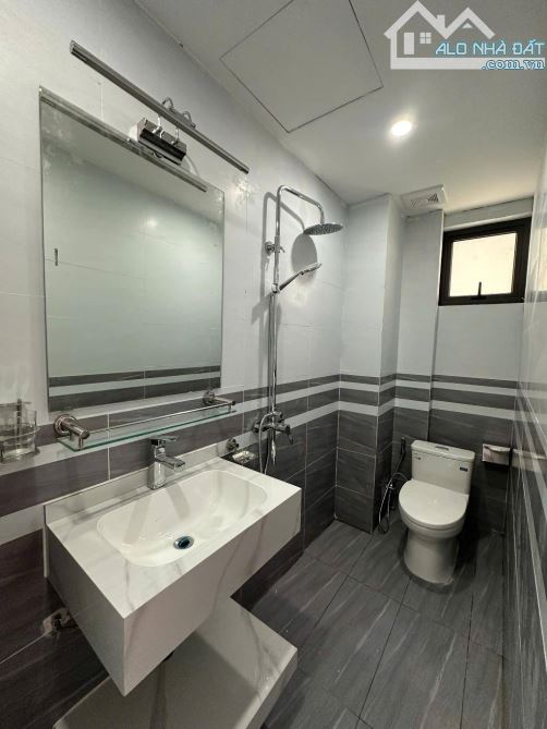 Bán Nhà Minh Khai_Gần TimeCity_Mặt Ngõ Thông_Kinh Doanh_Lô Góc 60m2_6Tầng Thang Máy_16Tỷ5