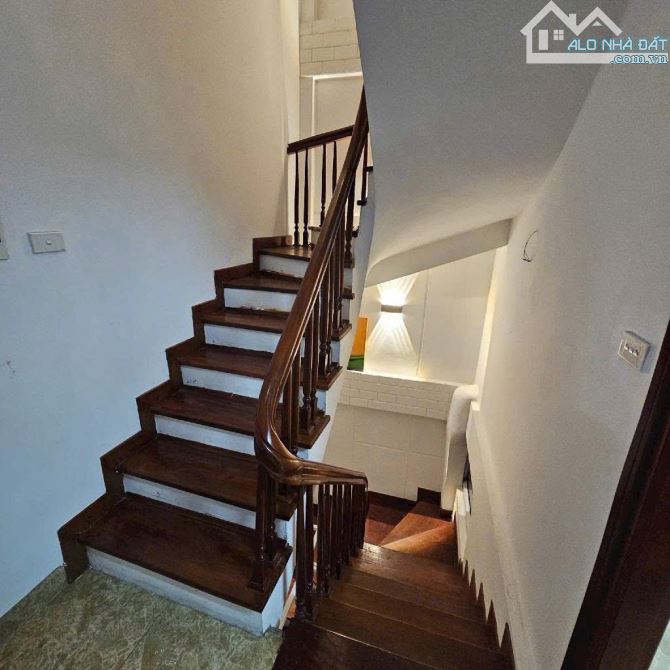 TRUNG TÂM BA_ĐÌNH -5 TẦNG - LÔ GÓC 2 THOÁNG - ÁNH SÁNG NGẬP TRÀN - CHỈ 13 TỶ