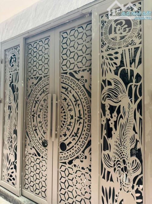 Bán nhà phố Nguyễn Văn Viên, Hai Bà Trưng: dt 30m, mt 3.7m, 5 tầng, giá 7.7 tỷ, có tl