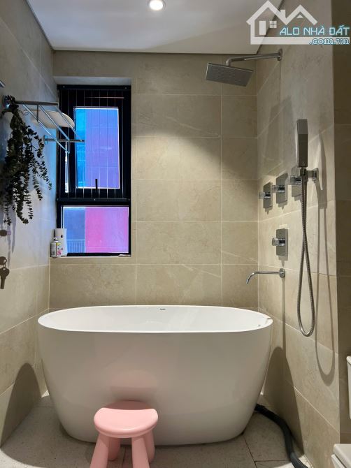 Bán căn hộ cao cấp 181 Trần Quốc Vượng, view xanh mát, 3 ngủ, 140m giá nhỉnh 13 tỷ