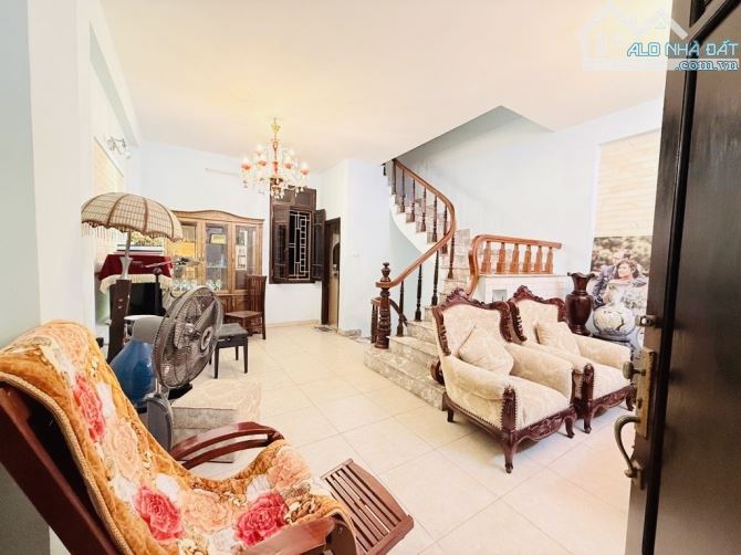 BÁN NHÀ PHỐ LƯƠNG KHÁNH THIỆN - HỒ ĐỀN LỪ - 5M Ô TÔ TRÁNH - DT 57M x 5T. GIÁ BÁN 13.75 TỶ