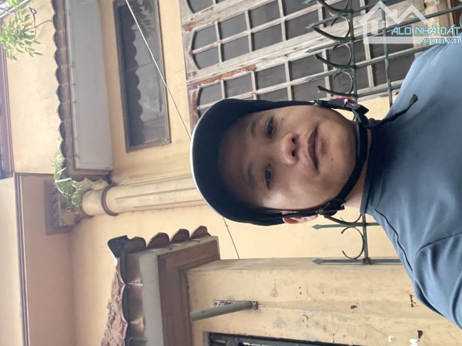 BÁN NHÀ GẦN ĐƯỜNG HOÀNG QUỐC VIỆT DT65m2 LÔ GÓC 3 MẶT TIỀN PHÙ HỢP XÂY TOÀ 8T. CHỈ 12 TỶ