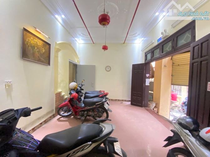 bán ĐẤT tặng nhà 5 TẦNG 90m LÔ GÓC,MẶT NGÕ THÔNG, Ô TÔ, DÒNG TIỀN, MẶT TIỀN KHỦNG